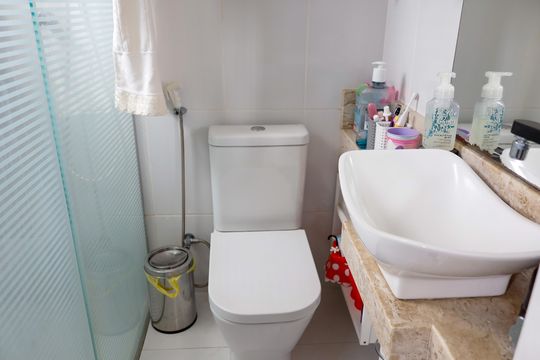 Banheiro da Suíte 2 de apartamento à venda com 3 quartos, 74m² em Vila Yara, Osasco