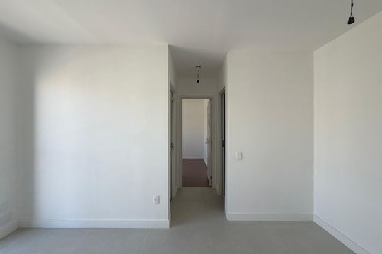 Sala de apartamento à venda com 2 quartos, 46m² em Jacarepaguá, Rio de Janeiro