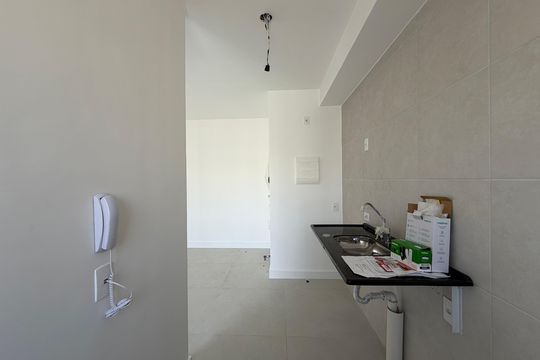 Cozinha de apartamento à venda com 2 quartos, 46m² em Jacarepaguá, Rio de Janeiro