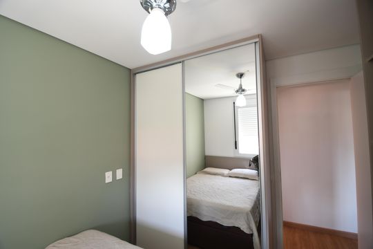 Quarto 2 de apartamento à venda com 3 quartos, 77m² em Taquaral, Campinas