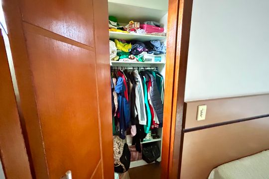 Quarto 2 de casa à venda com 3 quartos, 150m² em Jardim do Papai, Guarulhos