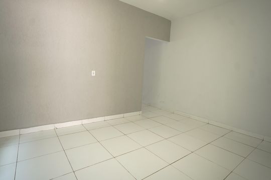 Casa à venda com 3 quartos, 180m² em Residencial Center Ville, Goiânia
