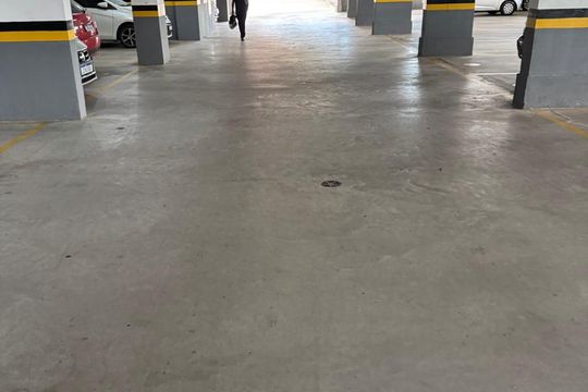 Garagem de apartamento à venda com 3 quartos, 80m² em Santo Antônio, Porto Alegre