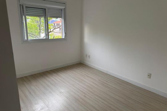 Quarto de apartamento à venda com 3 quartos, 80m² em Santo Antônio, Porto Alegre