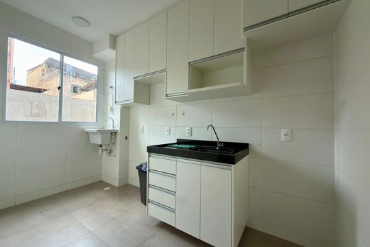 Cozinha de apartamento para alugar com 2 quartos, 67m² em Eldorado, Contagem