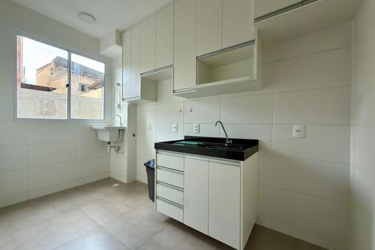 Cozinha de apartamento para alugar com 2 quartos, 67m² em Eldorado, Contagem