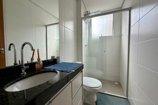 banheiro 2 de apartamento para alugar com 2 quartos, 67m² em Eldorado, Contagem
