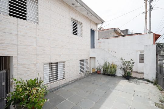 Garagem de casa à venda com 7 quartos, 180m² em Vila Medeiros, São Paulo