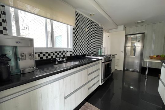 Cozinha de apartamento à venda com 3 quartos, 149m² em Jardim das Vertentes, São Paulo