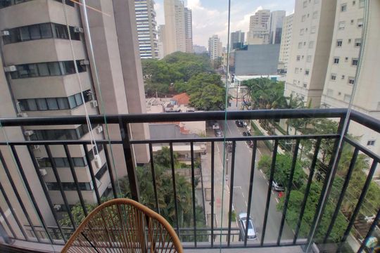 Varanda de kitnet/studio à venda com 1 quarto, 25m² em Indianópolis, São Paulo