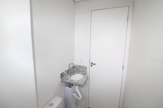 Banheiro de apartamento à venda com 2 quartos, 46m² em Santana, São Paulo