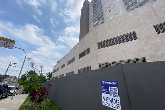 Fachada do Prédio de apartamento à venda com 1 quarto, 42m² em Vila Yolanda, Osasco