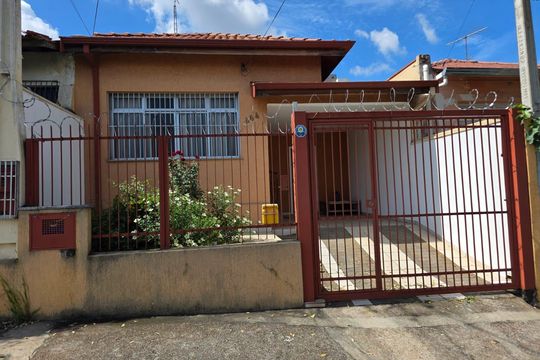 Área externa de casa à venda com 3 quartos, 169m² em Ponte Sao Joao, Jundiaí