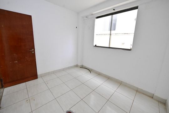 Casa de Condomínio à venda com 3 quartos, 250m² em Residencial Center Ville, Goiânia