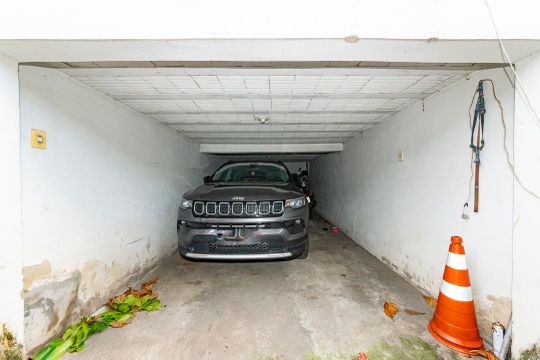 Garagem de casa à venda com 5 quartos, 360m² em Padre Eustáquio, Belo Horizonte