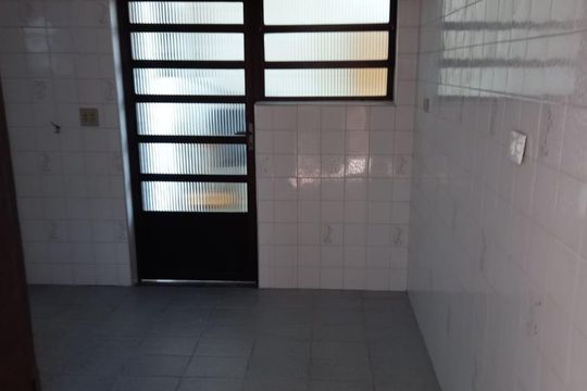 Cozinha de casa para alugar com 3 quartos, 720m² em Interlagos, São Paulo