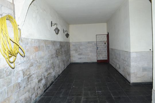 Garagem de casa à venda com 4 quartos, 360m² em Goiânia, Belo Horizonte