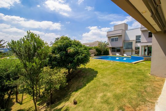 Área externa de casa de condomínio para alugar com 5 quartos, 660m² em São Paulo Ii, Cotia