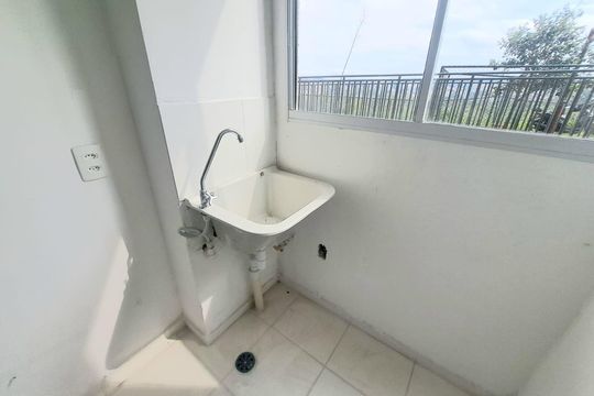 Área de Serviço de apartamento à venda com 2 quartos, 42m² em Jardim do Lago, Osasco