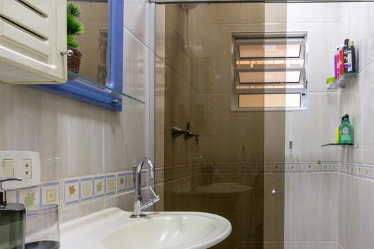 Casa para alugar com 2 quartos, 270m² em Vila Galvão, Guarulhos