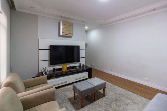 Casa para alugar com 2 quartos, 270m² em Vila Galvão, Guarulhos