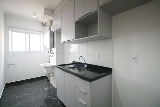 Cozinha de apartamento à venda com 2 quartos, 45m² em Piraporinha, Diadema
