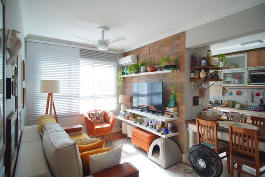 Apartamento à venda com 2 quartos, 67m² em Jardim Carvalho, Porto Alegre