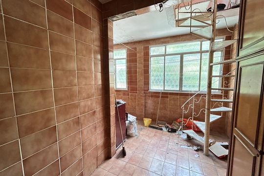 Área comum de casa à venda com 4 quartos, 100m² em Piedade, Rio de Janeiro