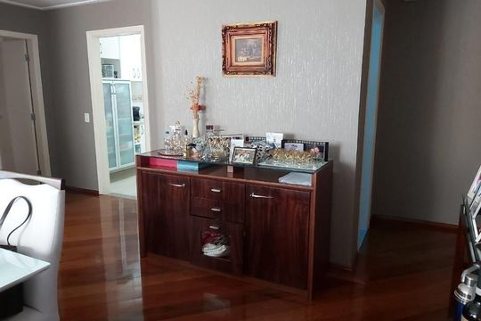 Apartamento à venda com 3 quartos, 178m² em Vila Valparaíso, Santo André