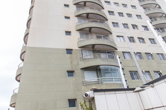 Fachada de apartamento à venda com 2 quartos, 81m² em Vila Boa Vista, Barueri