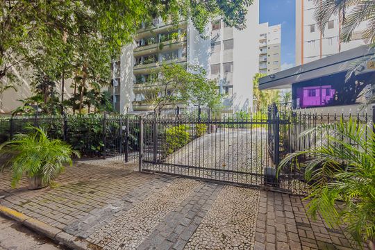 Fachada de apartamento à venda com 3 quartos, 94m² em Pinheiros, São Paulo