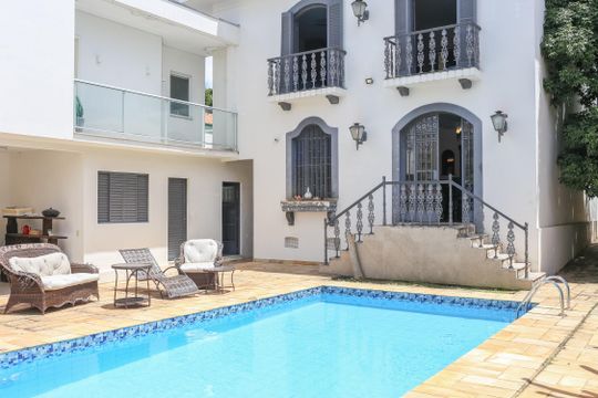 Piscina de casa para alugar com 5 quartos, 470m² em Lapa, São Paulo