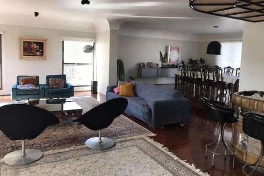 Apartamento à venda com 4 quartos, 340m² em Vila Bastos, Santo André