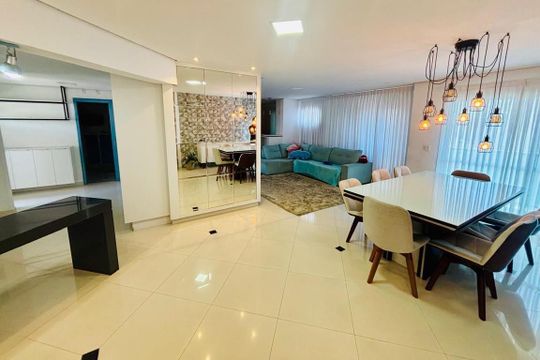 Apartamento à venda com 4 quartos, 191m² em Jardim, Santo André