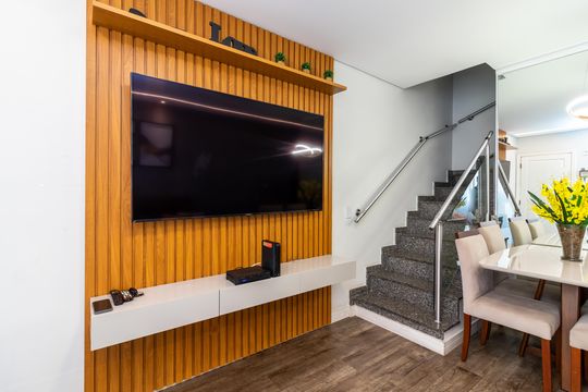 Sala de casa de condomínio à venda com 2 quartos, 77m² em Sítio do Mandaqui, São Paulo