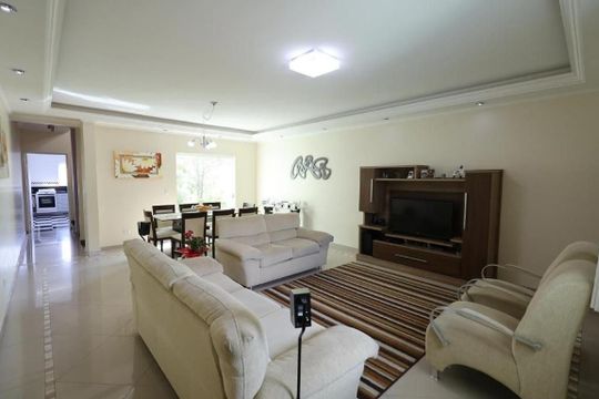 Casa à venda com 3 quartos, 250m² em Vila Santa Teresa, Santo André