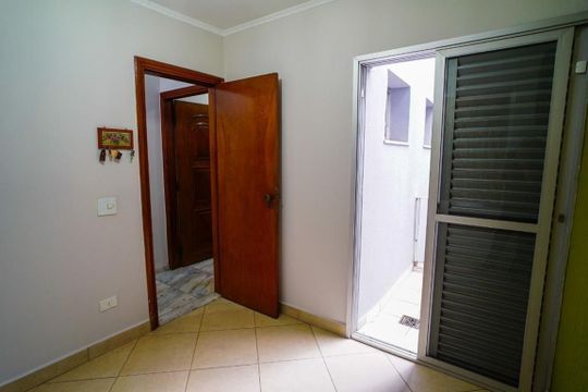 Casa à venda com 3 quartos, 283m² em Vila Eldizia, Santo André