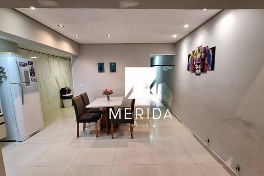 Casa à venda com 2 quartos, 141m² em Vila Luzita, Santo André