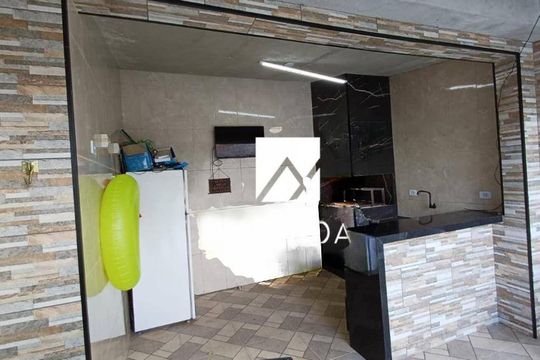 Casa à venda com 2 quartos, 141m² em Vila Luzita, Santo André