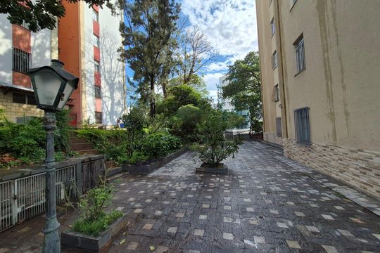 Área externa de apartamento à venda com 3 quartos, 90m² em Nova Cachoeirinha, Belo Horizonte