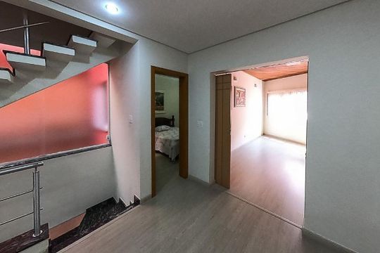 Casa à venda com 4 quartos, 150m² em Vila Assunção, Santo André