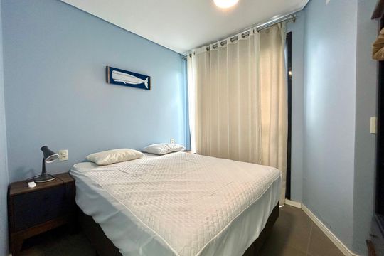 Quarto 1 de casa de condomínio para alugar com 4 quartos, 210m² em Campeche, Florianópolis