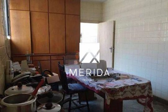 Casa à venda com 4 quartos, 306m² em Vila Alpina, Santo André