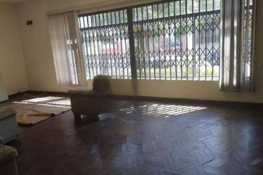 Casa à venda com 4 quartos, 306m² em Vila Alpina, Santo André