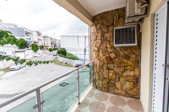 Varanda de casa para alugar com 2 quartos, 370m² em Parque Viana, Barueri