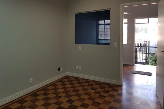 Casa à venda com 2 quartos, 173m² em Jardim Bela Vista, Santo André