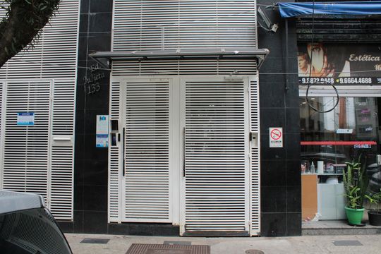 Fachada de kitnet/studio à venda com 1 quarto, 30m² em Liberdade, São Paulo