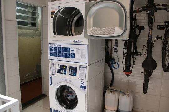 Lavanderia de kitnet/studio à venda com 1 quarto, 30m² em Liberdade, São Paulo