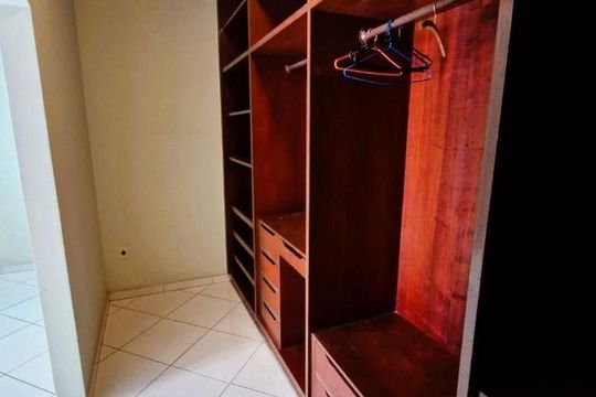 Casa à venda com 4 quartos, 208m² em Parque das Nações, Santo André