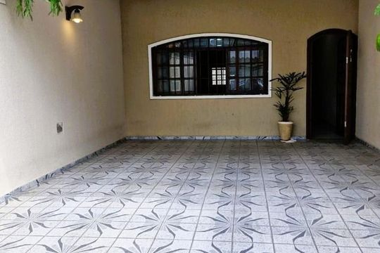Casa à venda com 4 quartos, 208m² em Parque das Nações, Santo André